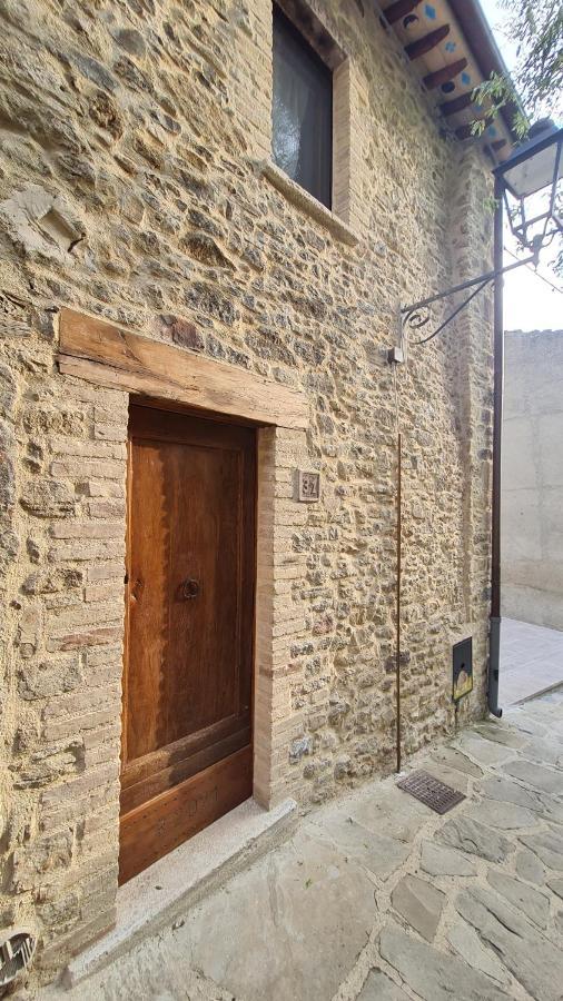 Luciae Domus Hotel Roccascalegna Exterior foto