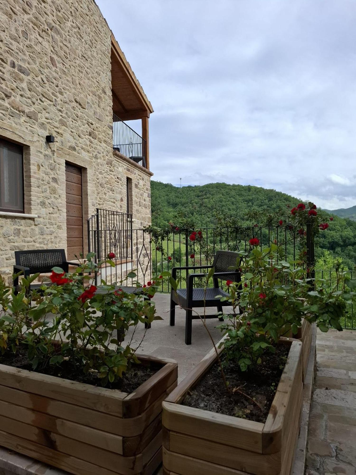 Luciae Domus Hotel Roccascalegna Exterior foto